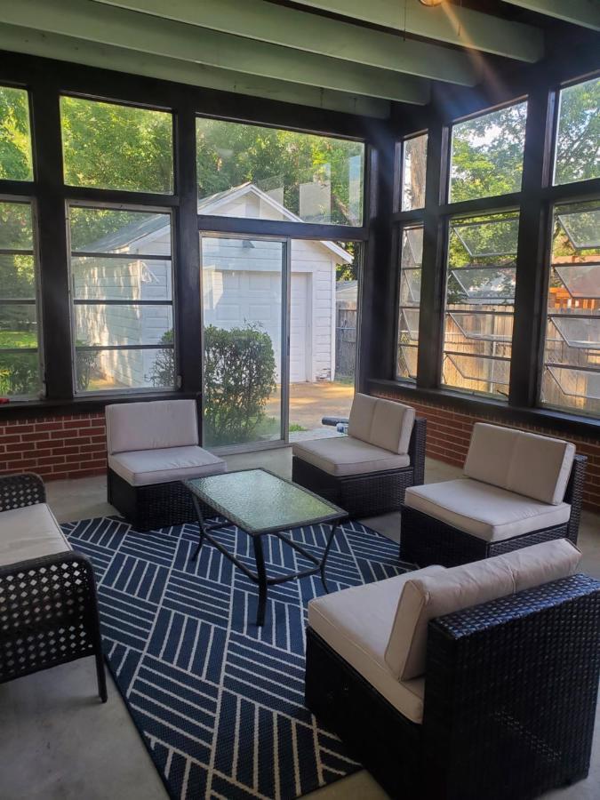 Spacious Centrally Located 3 Bed 2 Bath - Sleeps 8 Montgomery Ngoại thất bức ảnh