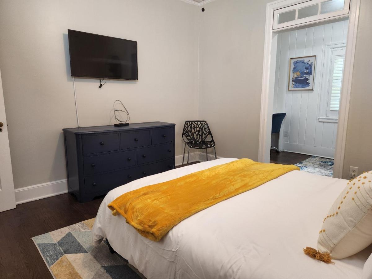 Spacious Centrally Located 3 Bed 2 Bath - Sleeps 8 Montgomery Ngoại thất bức ảnh